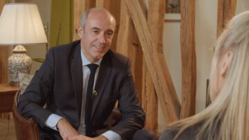« Macron, le grand liquidateur » – Quartier Libre avec Olivier Marleix